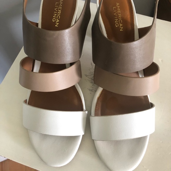American Living Stacked Heel Sandals - Picture 4 of 6